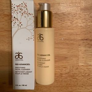 Arbonne RE9 Advanced Smoothing Facial Cleanser
